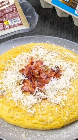 Receta viral tortilla de patatas a la carbonara